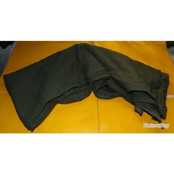 CHECHE KAKI DE TRADITION MILITAIRE DE L'ARMEE FRANCAISE , LARGEUR 80 CM LONGUEUR 200 CM , EN BON ETA