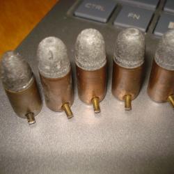 6 cartouches 9mm &agrave; broche dont 2 ELEY