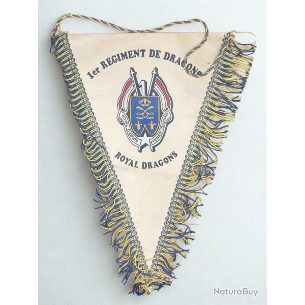 (107.004) Fanion du 1er R�giment de Dragons