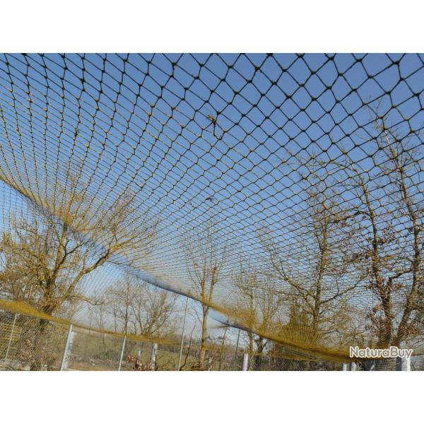 FILETS DE VOLIERE  de 4.5 m par4.40 m .