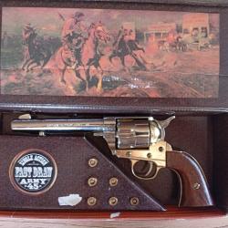 R&eacute;volver western 45 r&eacute;plique de luxe