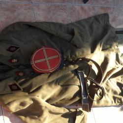 k&eacute;pi veste pantalon capote ceinturon officier m&eacute;decin capitaine seconde guerre mondiale ww2 mit&eacute;