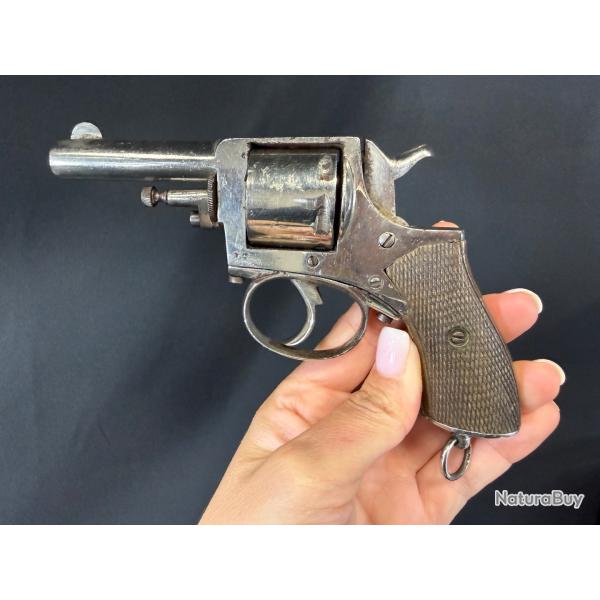BULLDOG FABRICATION BELGE cal. 320 num�ro de s�rie E90