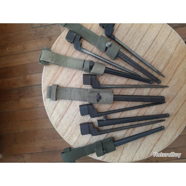 Lot de 5 ba�onnettes britanniques Lee Enfield N�4 MK ll Seconde Guerre Mondiale.