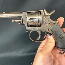 BULLDOG FABRICATION BELGE B&A cal.320 num&eacute;ro de s&eacute;rie E94