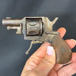 BULLDOG FABRICATION ALLEMANDE cal.320 num&eacute;ro de s&eacute;rie M33