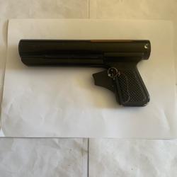 Pistolet extincteur &laquo;&nbsp;n&eacute;ant feu&nbsp;&raquo; ann&eacute;e 40/50
