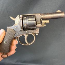 BULLDOG FABRICATION BELGE cal.320 num&eacute;ro de s&eacute;rie 1080