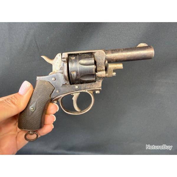 BULLDOG FABRICATION BELGE cal.320 num�ro de s�rie 1080