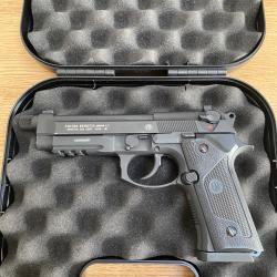 Pistolet Beretta M9 BBS 6mm co2