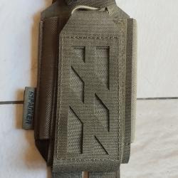 Poche radio Spanker