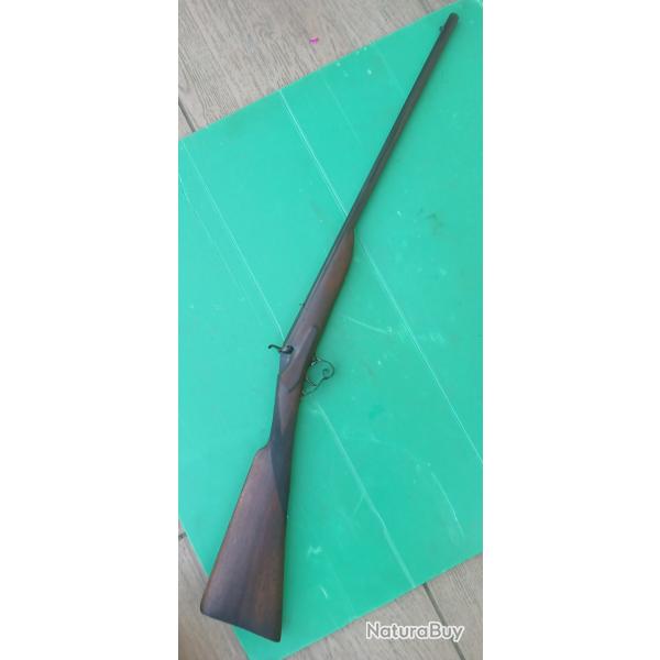 CARABINE CAL 22 FLOBERT  ( 5,5 )  .  PERCUSSION ANNULAIRE . BLOC TOMBANT . PARFAIT FONCTIONNEMENT .