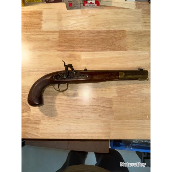 PISTOLET A PERCUSSION POUDRE NOIRE PEDERSOLI CALIBRE 45 CODE AI=1982