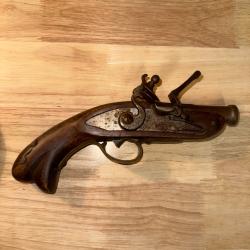 PISTOLET A SILEX POUDRE NOIRE? A IDENTIFIER, DECORATION ANCIENNE