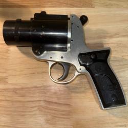 PISTOLET LANCE FUSEES FRANCAIS AVIATION  L.X.T MAB 40 MM MODELE 58