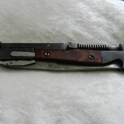 Ancien couteau de prison Sovi&eacute;tique / AK-47