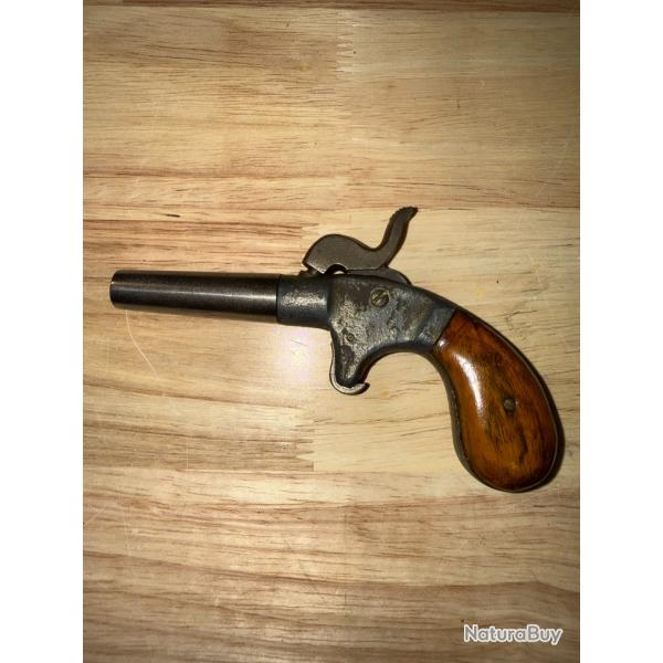 PISTOLET A PERCUSSION POUDRE NOIRE A IDENTIFIER