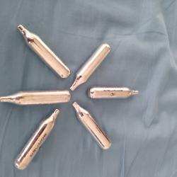 10 SPARCLETTES 12 GRAMME CO2 PRESION CONSTANTE COMPATIBLES REPLIQUES 6 ET 4,5 MM