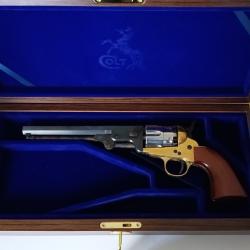 Vend coffret pour colt
