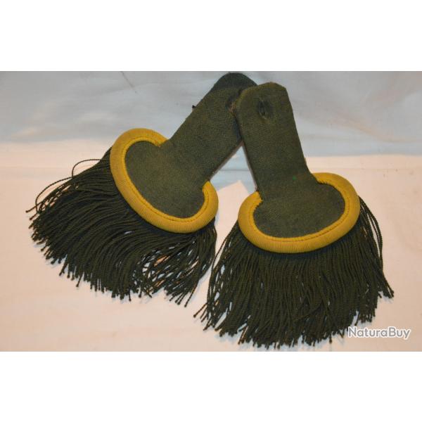 EPAULETTES Mle1867-7� BATAILLON CHASSEURS A PIED-1877-TUNIQUE, VAREUSE ET CAPOTE- GUERRE 1914/18