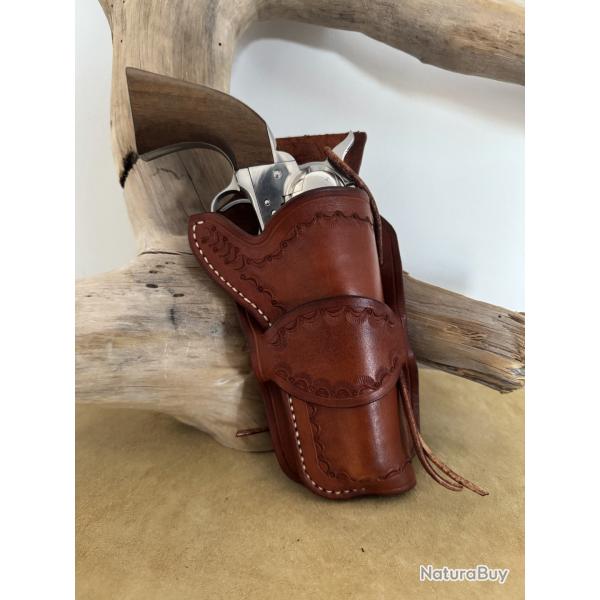 Holster en cuir pour revolvers de type Colt SAA 1873 ou r�plique 4''3/4. Droitier N�08