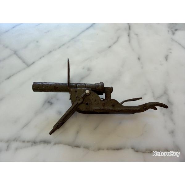 Mitrailleuse MG08 Jouet . Tr�s joli .