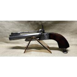 Beau pistolet &agrave; double canons sur table avec sa ba&iuml;onnette lan&ccedil;ante - Fin XIX i&egrave;me si&egrave;cle.