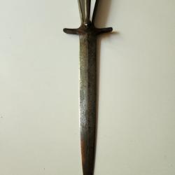 Dague "T&ecirc;te de serpent "