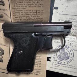 Pistolet manufrance &laquo;&nbsp;le francais&nbsp;&raquo; avec papier d'origine neuf