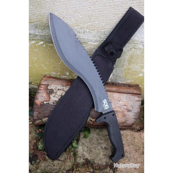 Machette SOG Sogfari Kukri Lame Acier 3Cr13 Manche ABS Scie Sur le Haut Etui Nylon 002