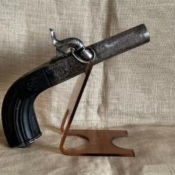 Beau pistolet &agrave; percussion vers 1870