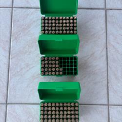 Lot d'&eacute;tuis et boites MTM cal 222 remington