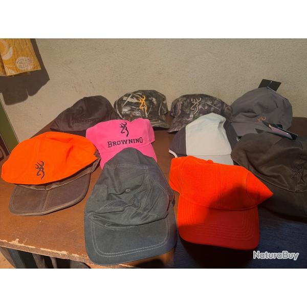 Lot de 10 casquettes browning