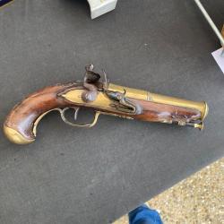 Pistolet &agrave; silex d'officier de marine &eacute;poque XVIII.  FRANCE.