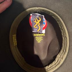 Chapeau browning