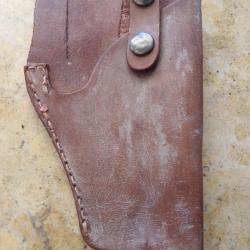 holster &eacute;tui cuir 6.35 7.65  passant d&eacute;coup&eacute; pour le passer au ceinturon 32 acp