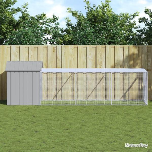 Poulailler avec cour gris clair 117x405x123 cm acier galvanis�