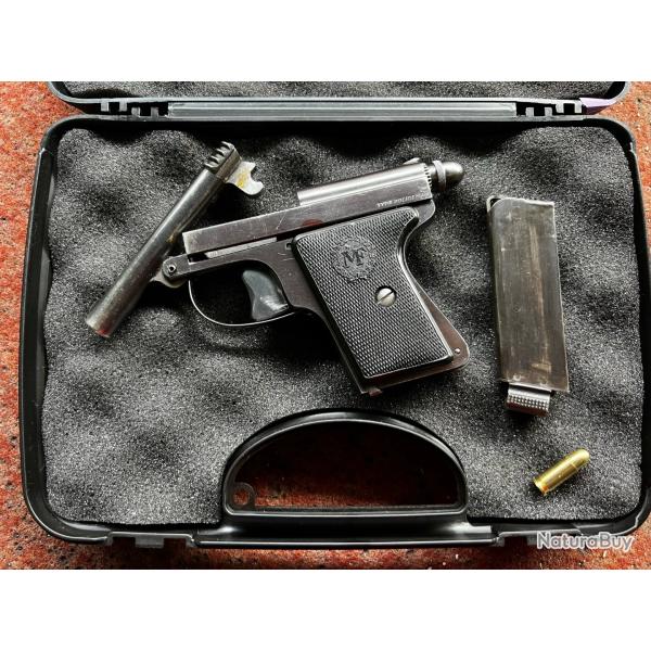 Pistolet le francais type policeman