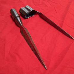 ba&iuml;onnette pour pistolet &agrave; coffre &agrave; silex