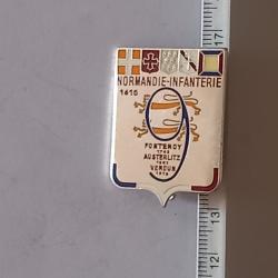 Insigne du 9&egrave;me r&eacute;giment d'infanterie (9&egrave;me RI) - Matricul&eacute;