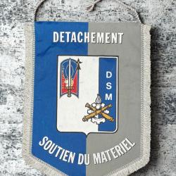 (107.015) Fanion du D&eacute;tachement Soutien du Mat&eacute;riel