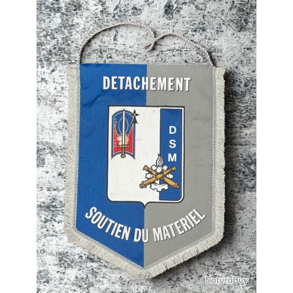 (107.015) Fanion du D�tachement Soutien du Mat�riel