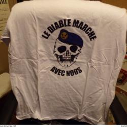 TROUPES DE MARINE : TEE SHIRT LE DIABLE MARCHE AVEC NOUS DES TROUPES DE MARINE  ,TAILLE&nbsp;&nbsp;XL ,&nbsp; NEUF
