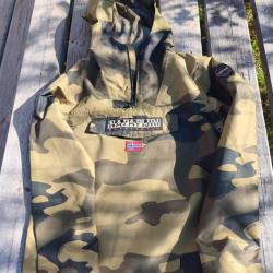 coupe vent camoufl&eacute; NAPAPIJRI "RAIN FOREST"neuf