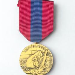 (14.004) M&eacute;daille de la D&eacute;fense Nationale - Bronze