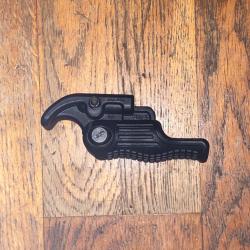Poignee pliable FAB D&Eacute;FENSE FFG-S