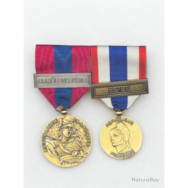 (14.010) Montage M�daille de la D�fense Nationale + M�daille Protection Militaire du Territoire