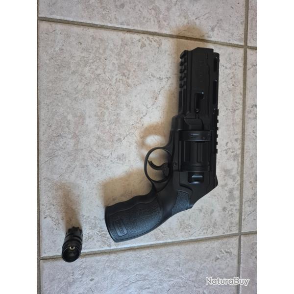 Revolver Umarex Tr50 T4E avec lampe laser, barillet urgence, holster, devisseur