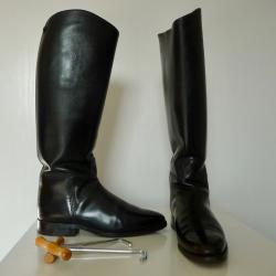 bottes d'&eacute;quitation en cuir pour venerie ou rallye de trompes