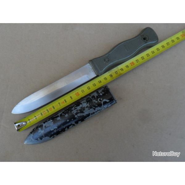 couteau poignard allemand  BZM1978 SOLINGEN ROSTFREI